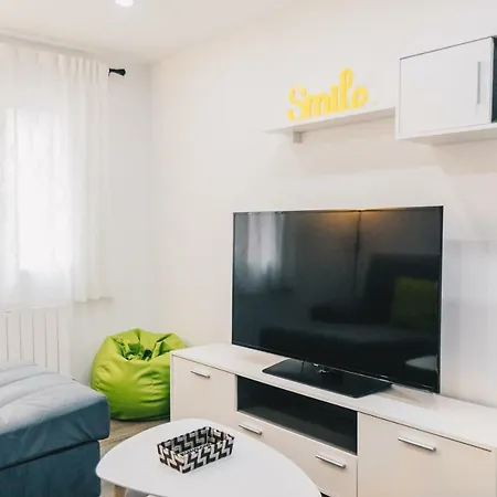 Aiara By People Apartment *
